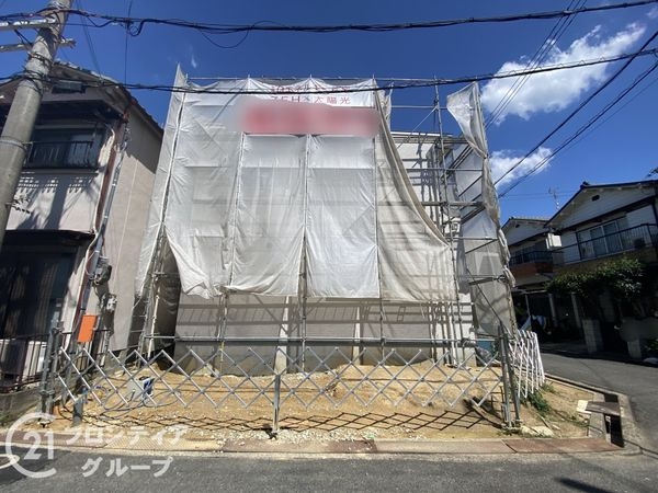 寝屋川市国松町　新築一戸建て