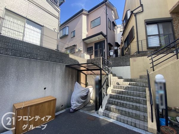 枚方市香里ケ丘４丁目の中古一戸建て
