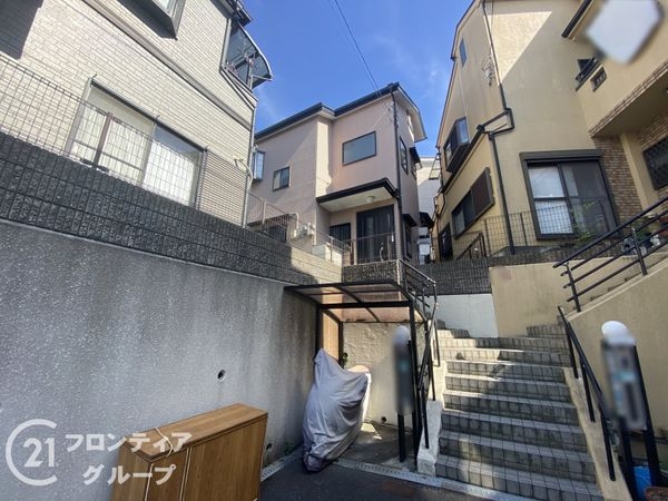 枚方市香里ケ丘４丁目の中古一戸建て