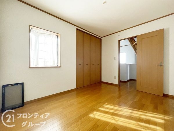 枚方市香里ケ丘４丁目の中古一戸建て