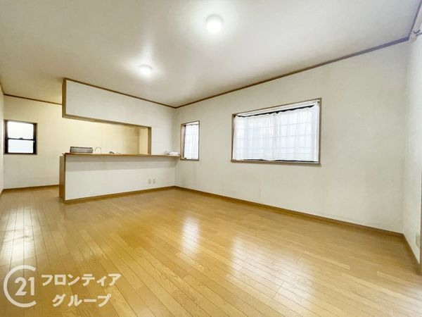 枚方市香里ケ丘４丁目の中古一戸建て