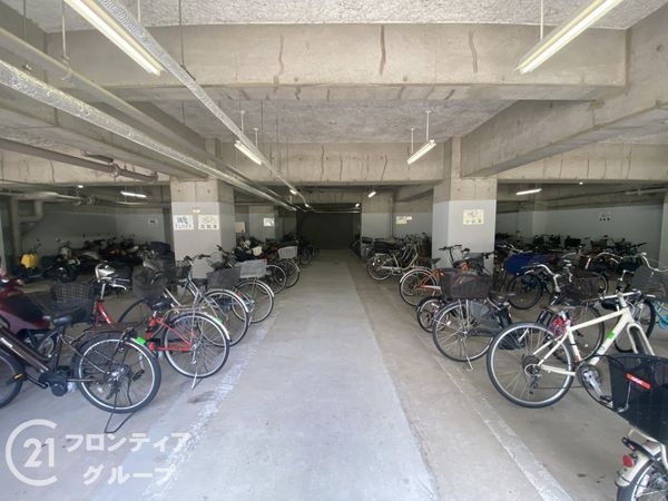 寝屋川東ファミリータウン中1番館　中古マンション