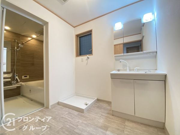 寝屋川市池田旭町の中古一戸建て