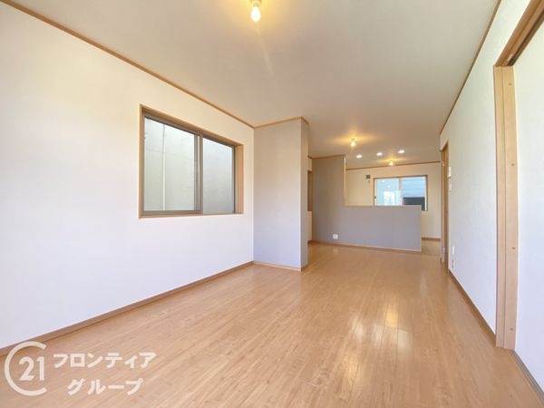 寝屋川市池田旭町の中古一戸建て