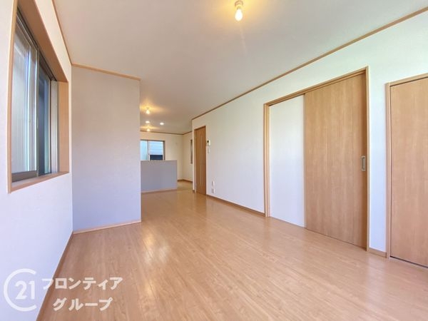寝屋川市池田旭町の中古一戸建て