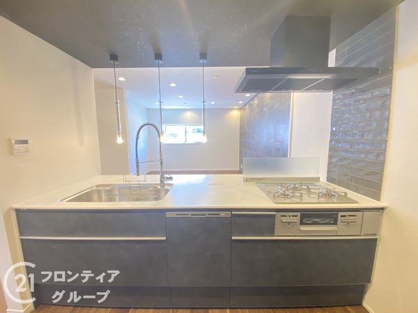 寝屋川市音羽町　中古一戸建て