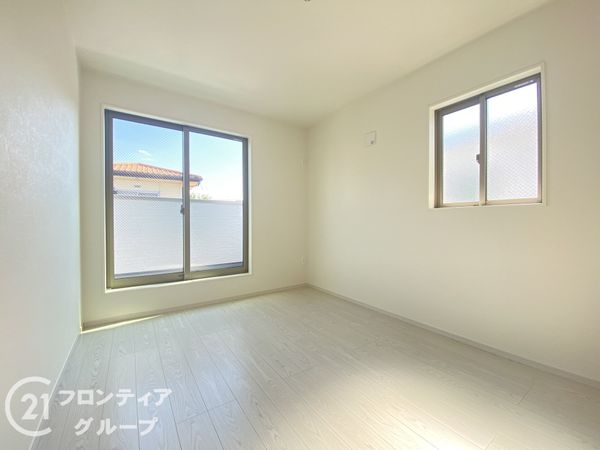 枚方市船橋本町２丁目　新築一戸建て　１期　２号棟