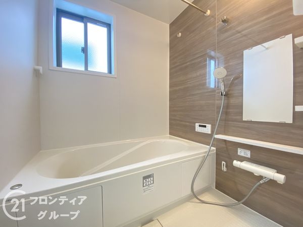 枚方市船橋本町２丁目　新築一戸建て　１期　２号棟