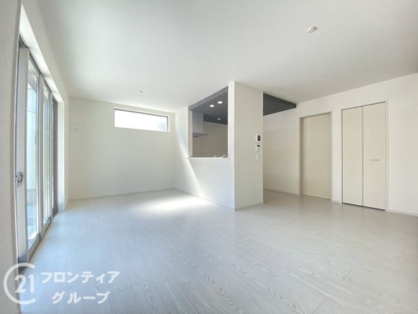 枚方市船橋本町２丁目　新築一戸建て　１期　２号棟