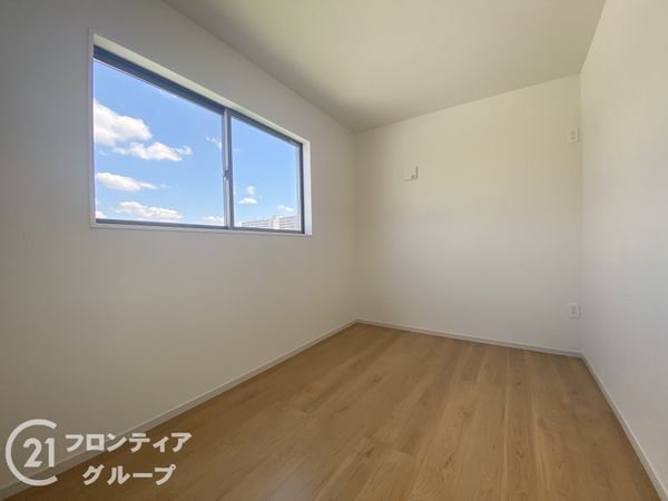 枚方市西船橋１丁目　新築一戸建て　１期　１号棟