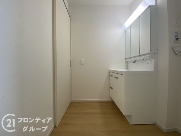 枚方市西船橋１丁目　新築一戸建て　１期　１号棟