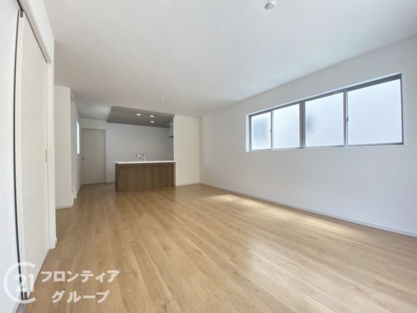 枚方市西船橋１丁目　新築一戸建て　１期　１号棟