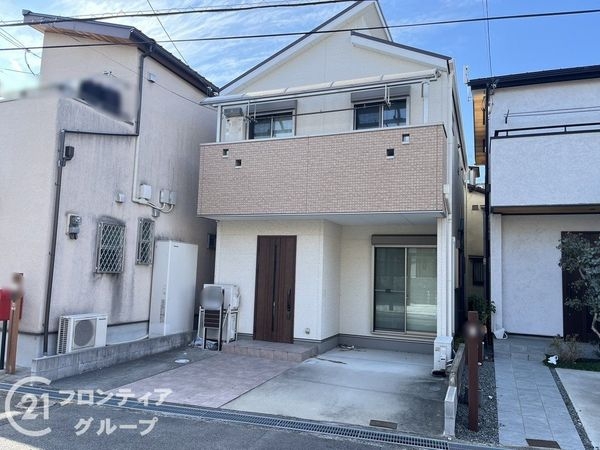 枚方市茄子作４丁目　中古一戸建て