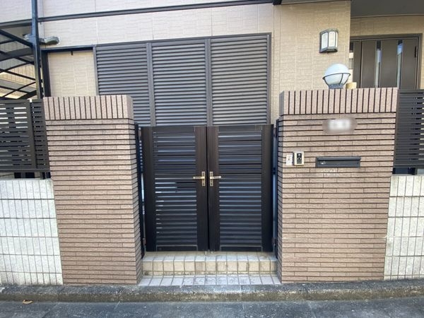 枚方市小倉町の中古一戸建て