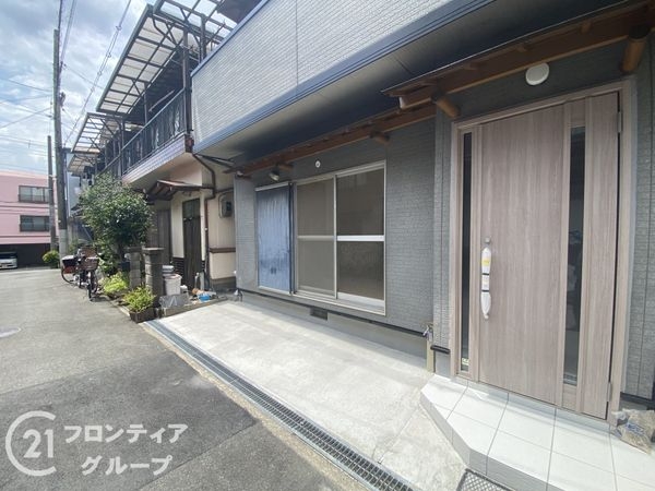 枚方市長尾家具町３丁目の中古一戸建て