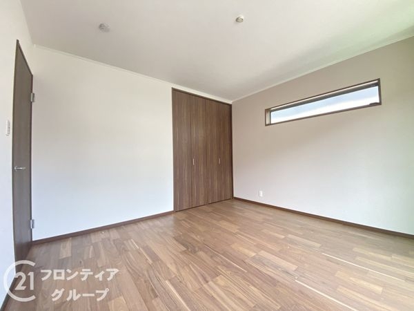 枚方市長尾西町３丁目　新築一戸建て