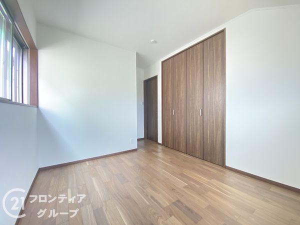 枚方市長尾西町３丁目　新築一戸建て