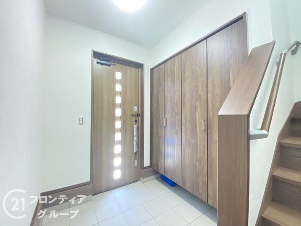 枚方市長尾西町３丁目　新築一戸建て