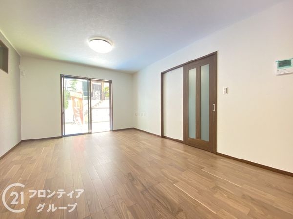枚方市長尾西町３丁目　新築一戸建て