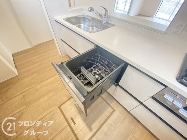 枚方市東香里元町　新築一戸建て　１期　１号棟