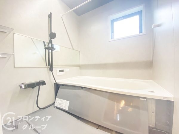 寝屋川市境橋町　新築一戸建て