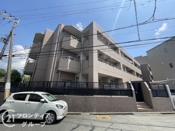 ロイヤルシャトー枚方牧野　中古マンション