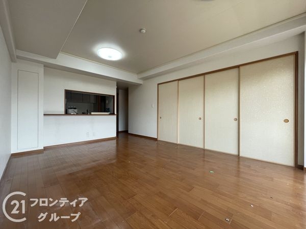 ロイヤルシャトー枚方牧野　中古マンション