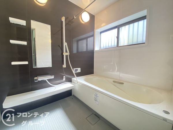 枚方市星丘２丁目　中古一戸建て