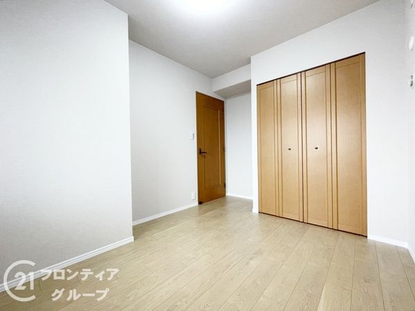 ステイツ枚方・長尾ヒルズ　中古マンション