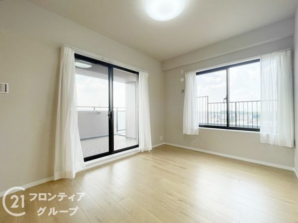 ステイツ枚方・長尾ヒルズ　中古マンション
