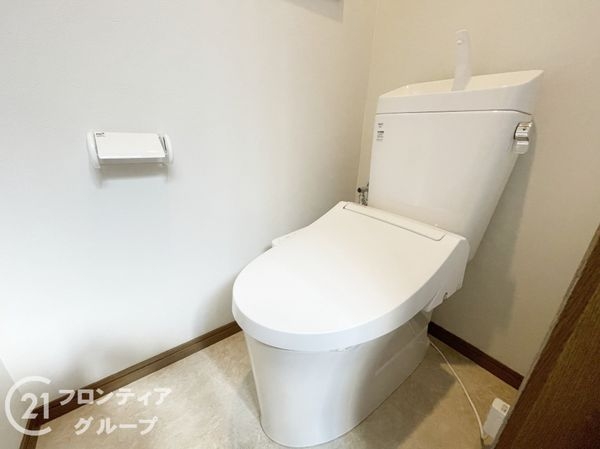 寝屋川市池田3丁目の中古一戸建て(トイレ)