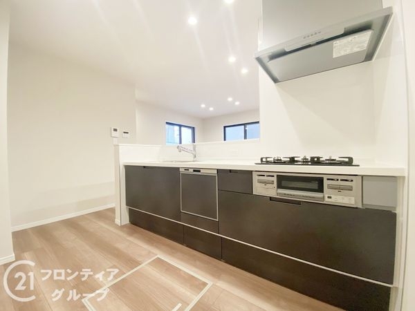 枚方市星丘１丁目　新築一戸建て　１号地