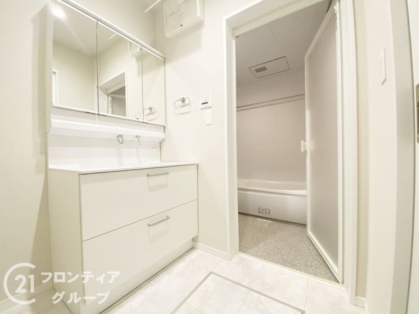 枚方市星丘１丁目　新築一戸建て　１号地