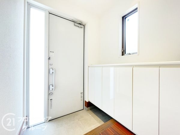 枚方市長尾元町３丁目の中古一戸建て