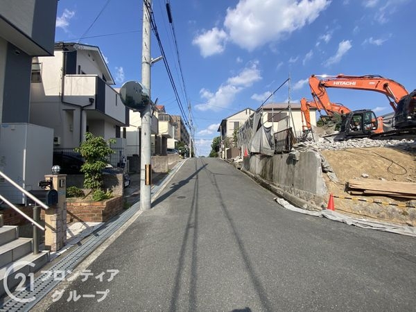 枚方市香里ケ丘８丁目　新築一戸建て　２号棟