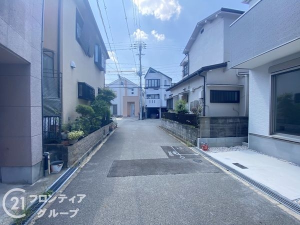 枚方市招提南町１丁目　新築一戸建て　１期　１号棟
