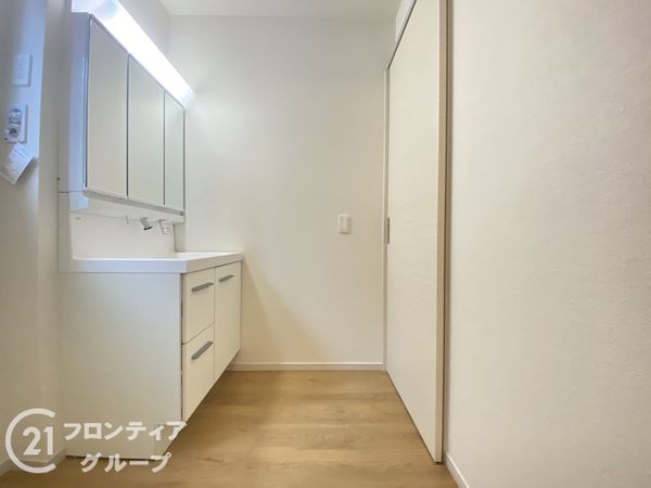 枚方市招提南町１丁目　新築一戸建て　１期　１号棟