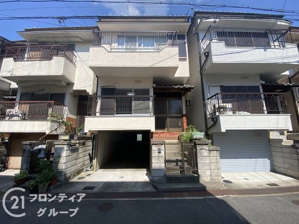 枚方市大峰元町２丁目　中古一戸建て