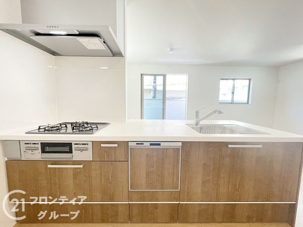 寝屋川市池田西町　新築一戸建て　１期　１号地