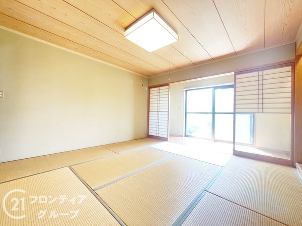 枚方市香里園山之手町の中古一戸建て