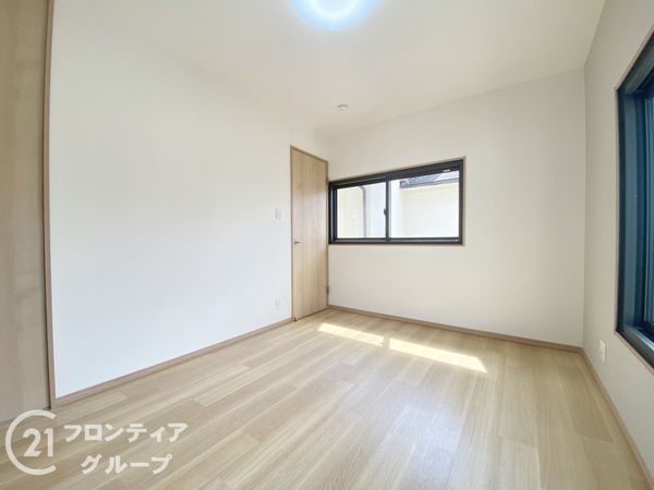 枚方市星丘2丁目の中古一戸建て(寝室)