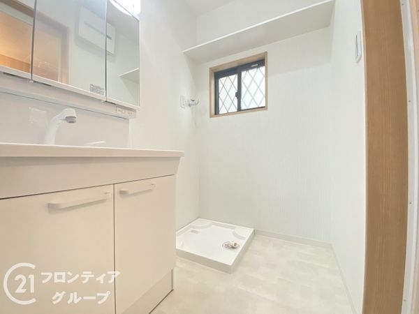枚方市星丘2丁目の中古一戸建て(洗面台・洗面所)