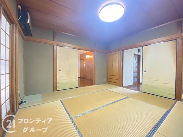 枚方市東香里３丁目の中古一戸建て