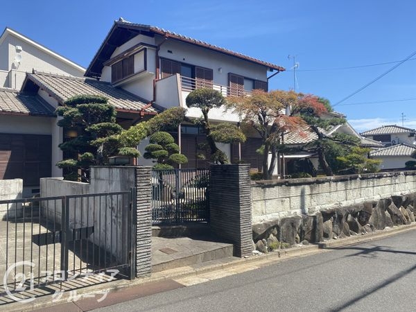 枚方市東香里３丁目の中古一戸建て