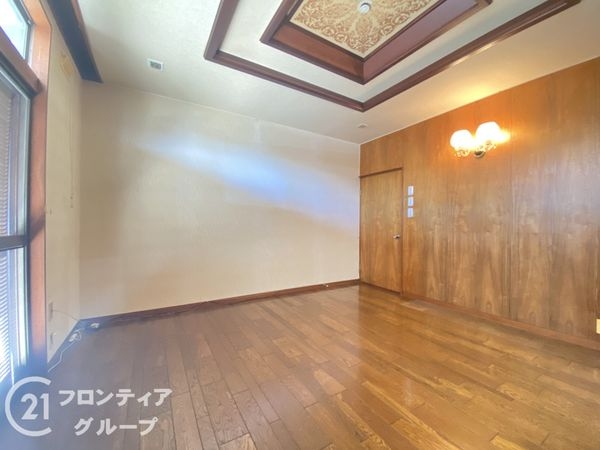 枚方市東香里３丁目の中古一戸建て