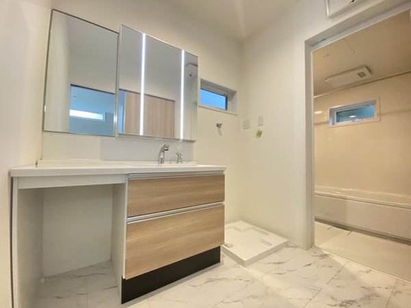 寝屋川市太秦緑が丘　新築一戸建て