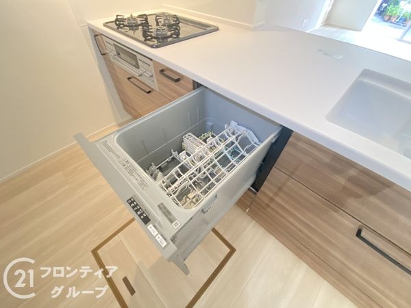 寝屋川市太秦緑が丘　新築一戸建て