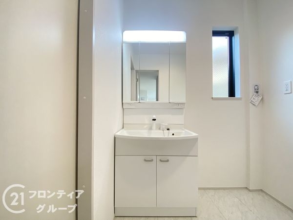 枚方市野村北町　新築一戸建て　全1区画