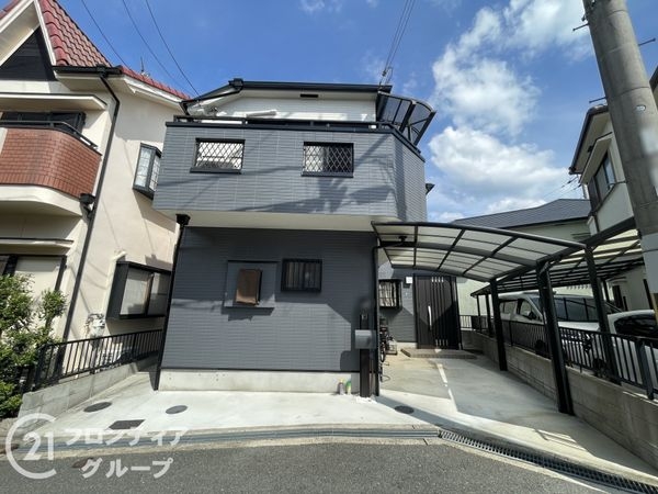 寝屋川市太秦東が丘　中古一戸建て