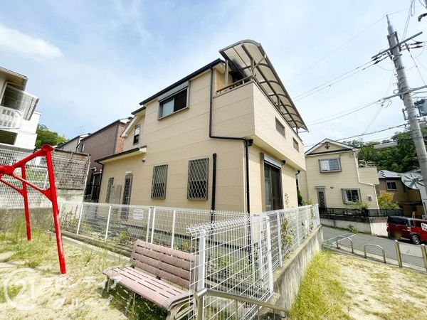 枚方市杉山手３丁目の中古一戸建て